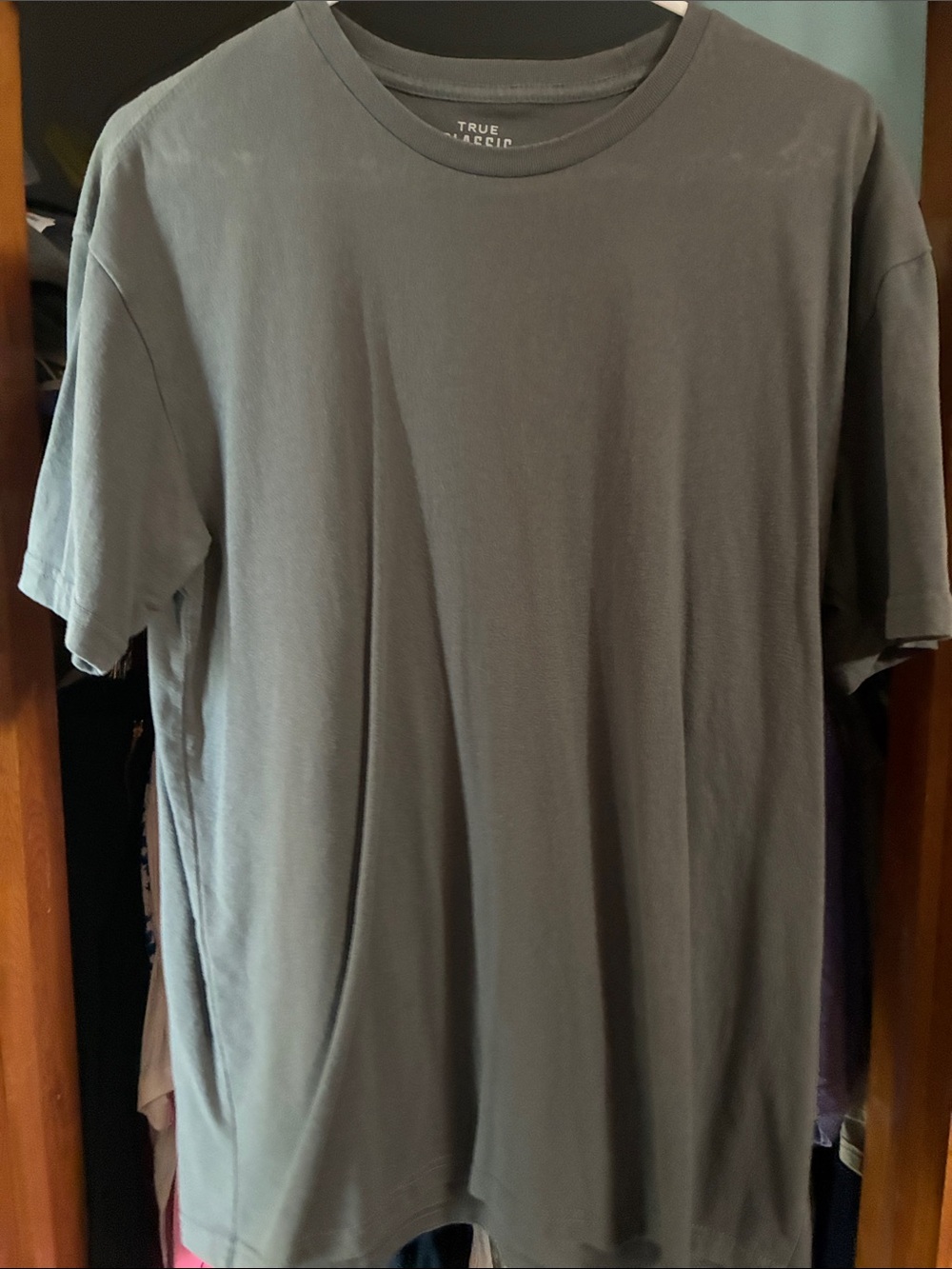 True Classic Short-Sleeve Crew Neck T-Shirt in Charcoal Gray
